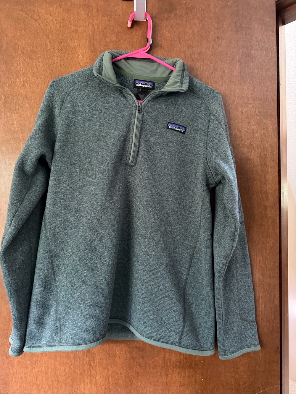 Patagonia men’s 1.4 zip better sweater. Dark green. Size large